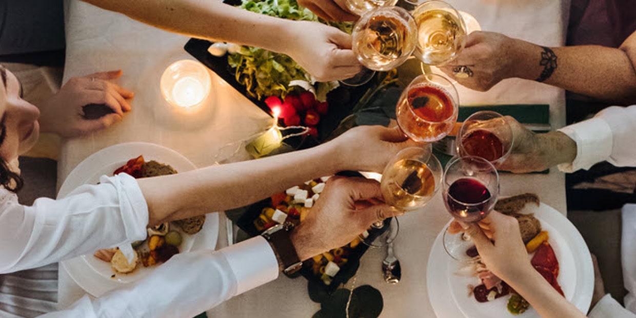 Preparing Your Small Business for a Successful Holiday Season Preparing Your Small Business for a Successful Holiday Season